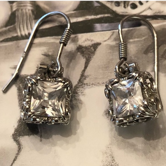 Silpada Sterling Silver CZ “Uptown” Earrings - Picture 12 of 13